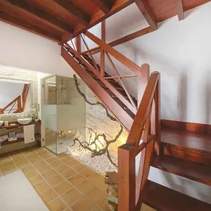 Apartahotel Delmás Emblemático, Haría