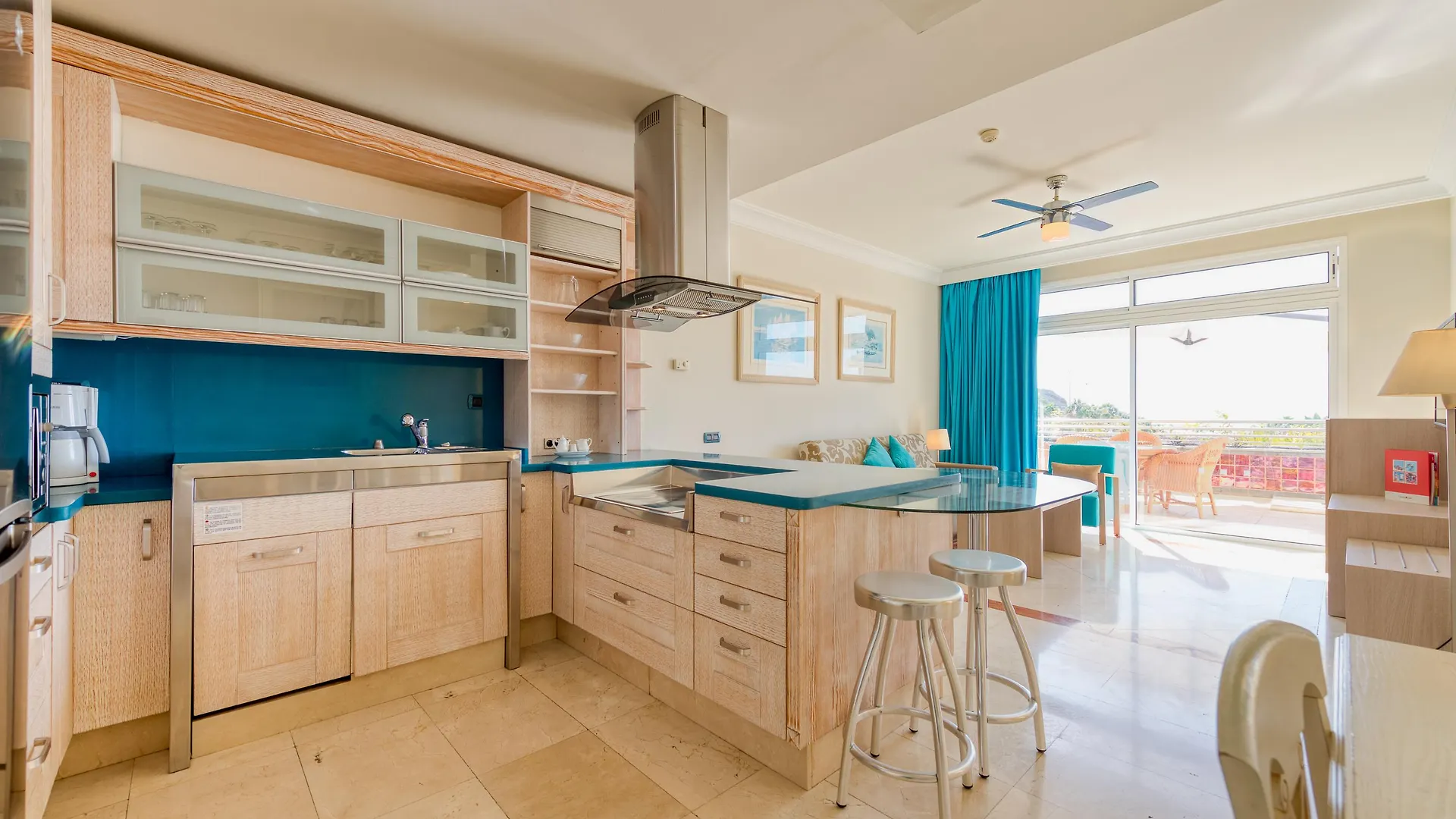 Holiday Club Playa Amadores Aparthotel