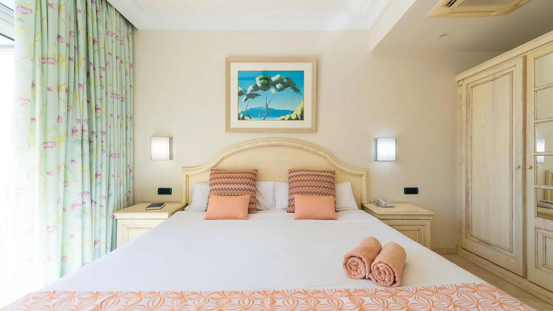 Holiday Club Playa Amadores Aparthotel