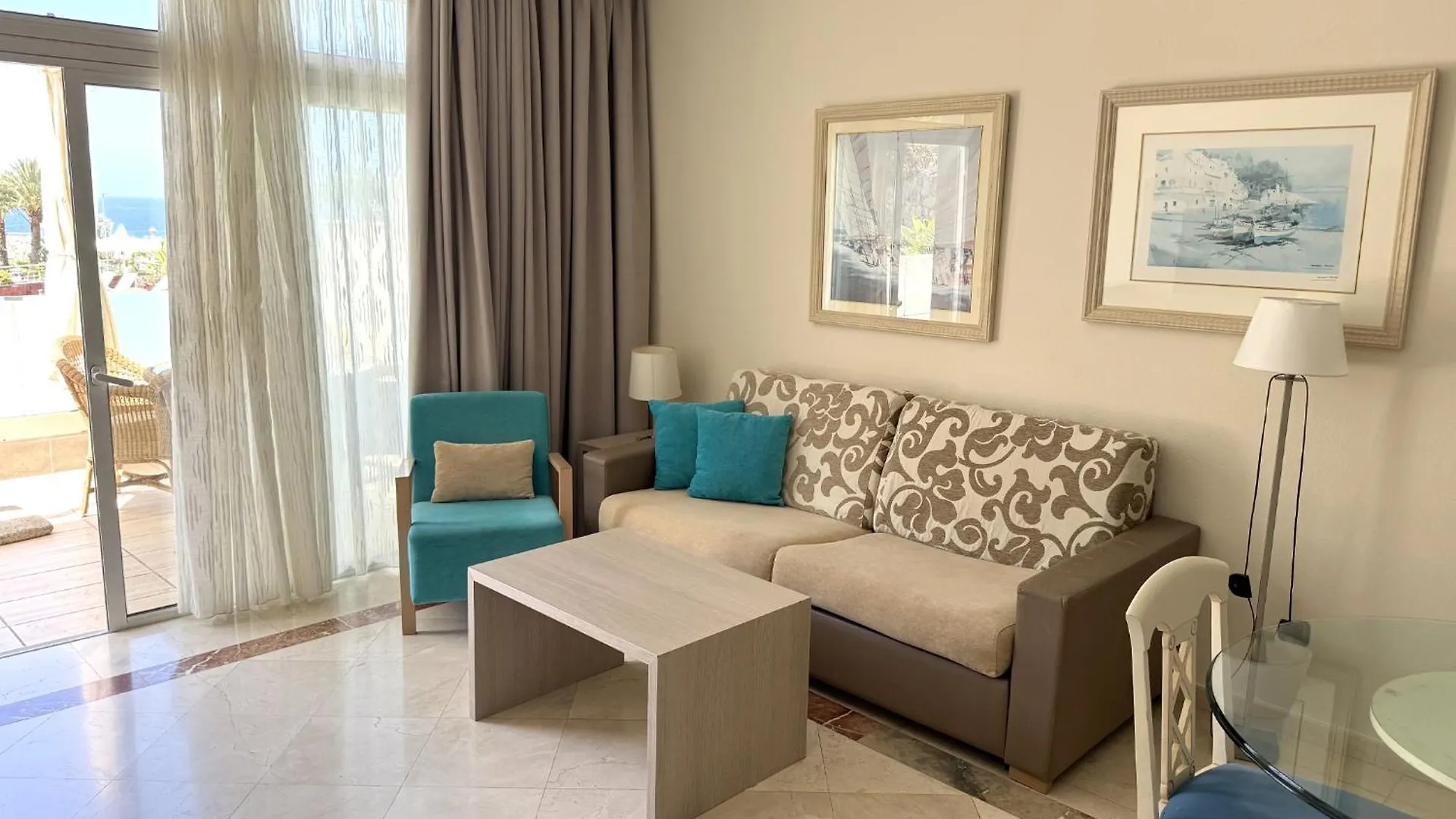 Holiday Club Playa Amadores Lejlighedshotel